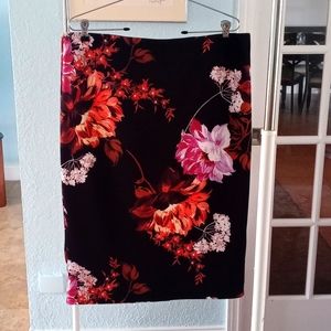 NWT ECI Ladies Stretch Pencil Skirt XL Floral